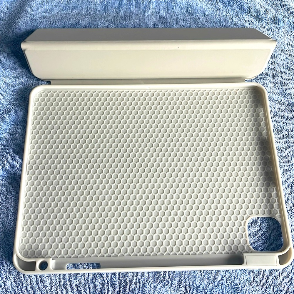 Ipad case NWT